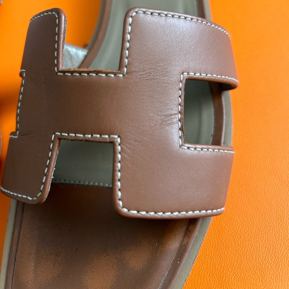 Hermes Oran Sandal - Picture 2 of 8